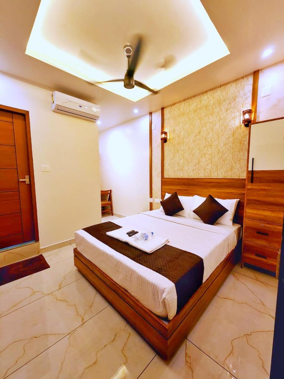 Hotel Apsara Residency Perintalmanna Exterior foto
